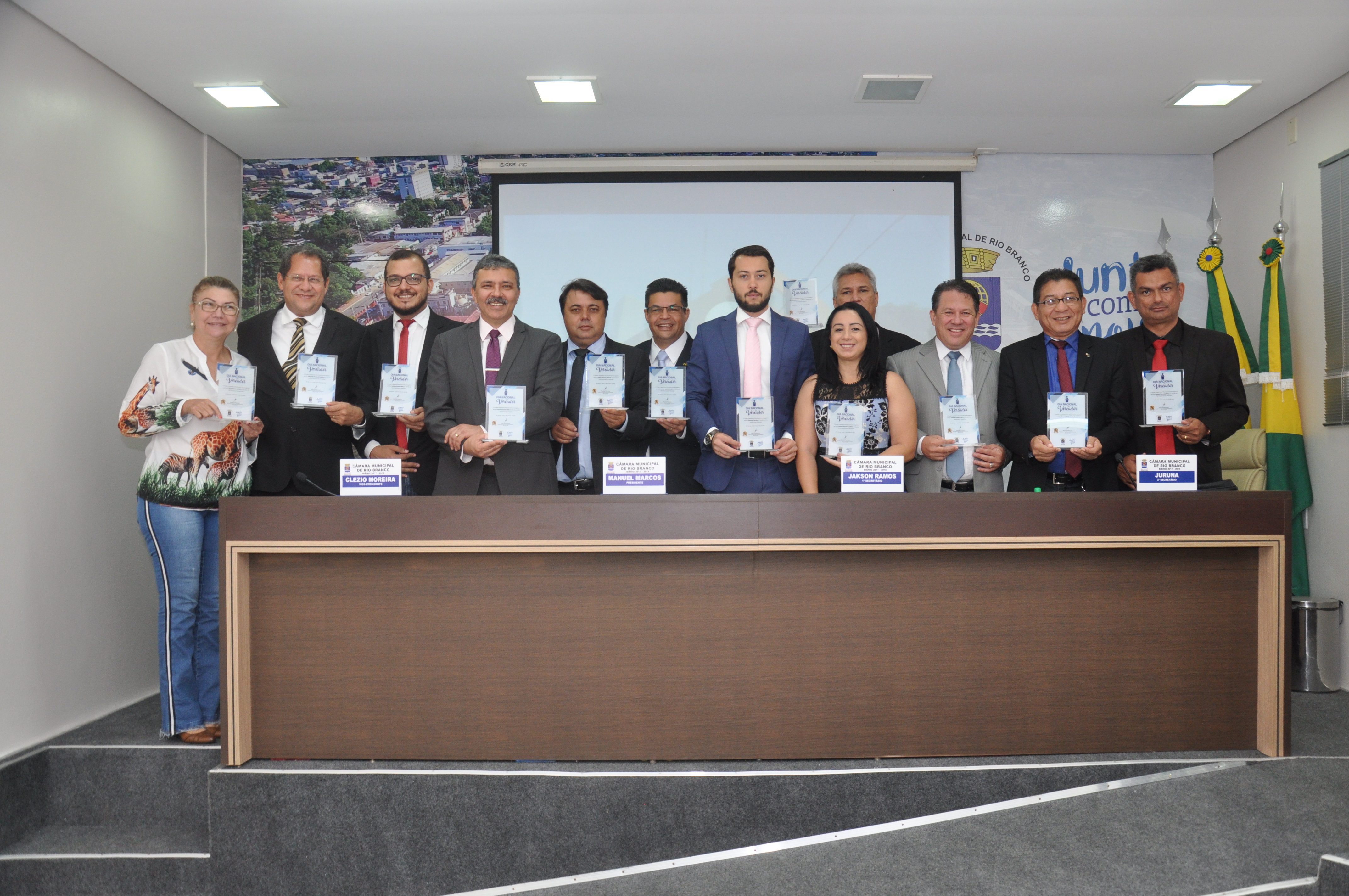 Em alusão ao dia do vereador, Presidente da Câmara Manuel Marcos homenageia parlamentares