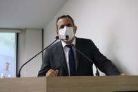 Vereador Rutênio Sá apresenta PL para criação de campanha anual em dezembro para crimes contra animais