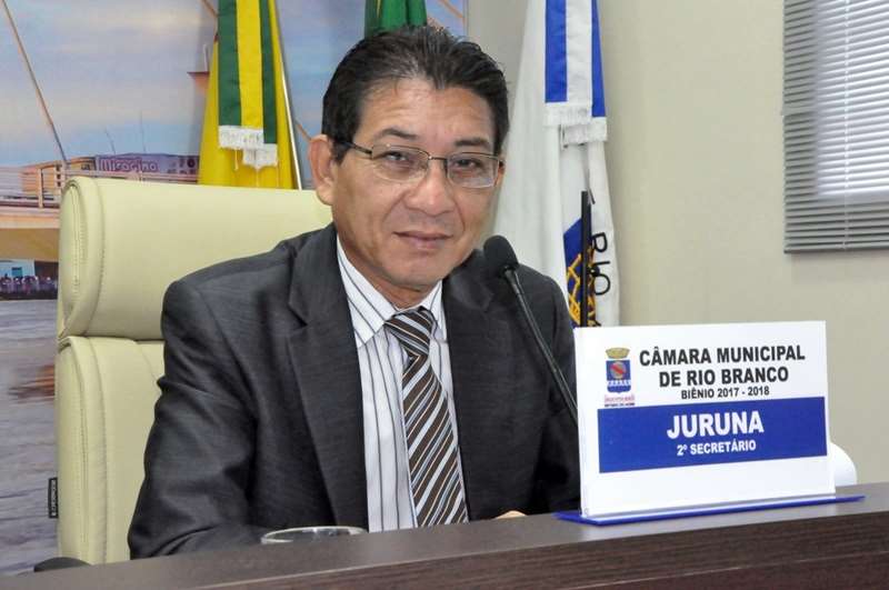 Juruna apresenta projeto de Lei de Hortas Comunitárias