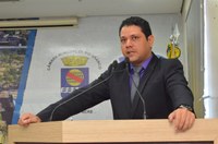Vereador João Marcos Luz irá protocolar ofício para que Prefeitura esclareça gastos do gabinete da Prefeita